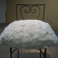 綿のクッションB